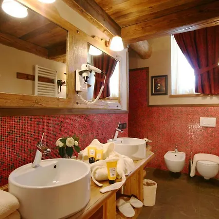 Letterario Locanda Collomb 3*