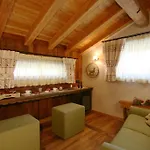 Letterario Collomb Hotel La Thuile