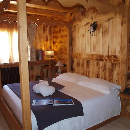 Letterario Collomb Hotel