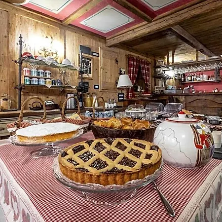 Hotel Letterario Collomb La Thuile