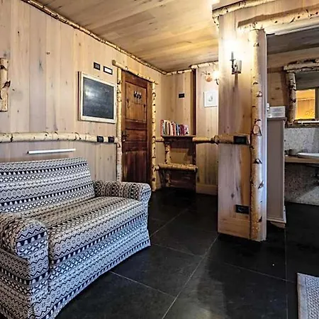 Letterario Locanda Collomb Hotel