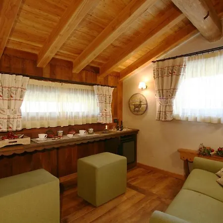 Letterario Collomb Hotel La Thuile