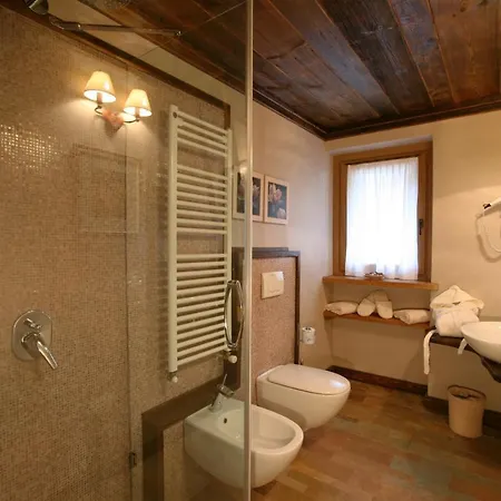 Letterario Locanda Collomb Hotel 3*
